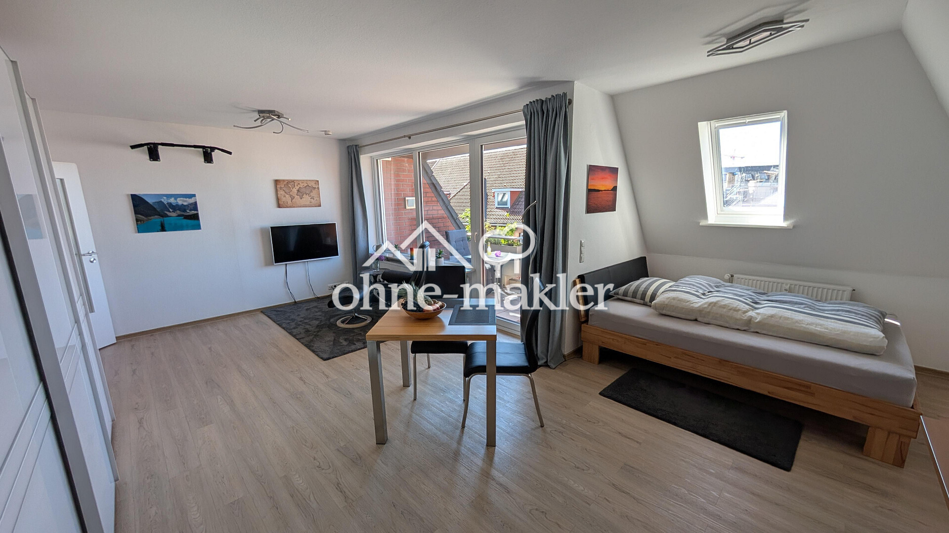 Freie moderne Wohnung über den Dächern von Bergedorf – ruhig und zentral + TG-Platz