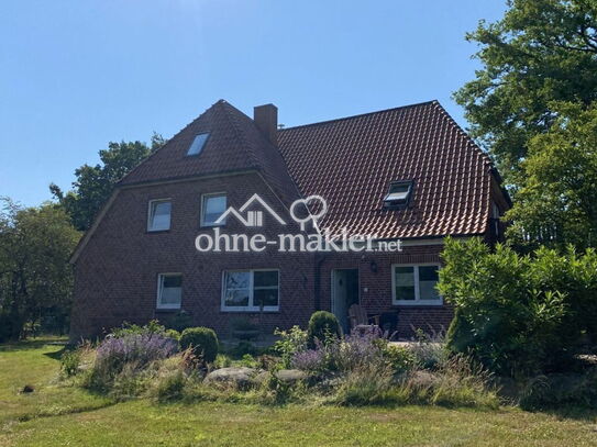 Modernisiertes Einfamilienhaus mit sonnigem Grundstück