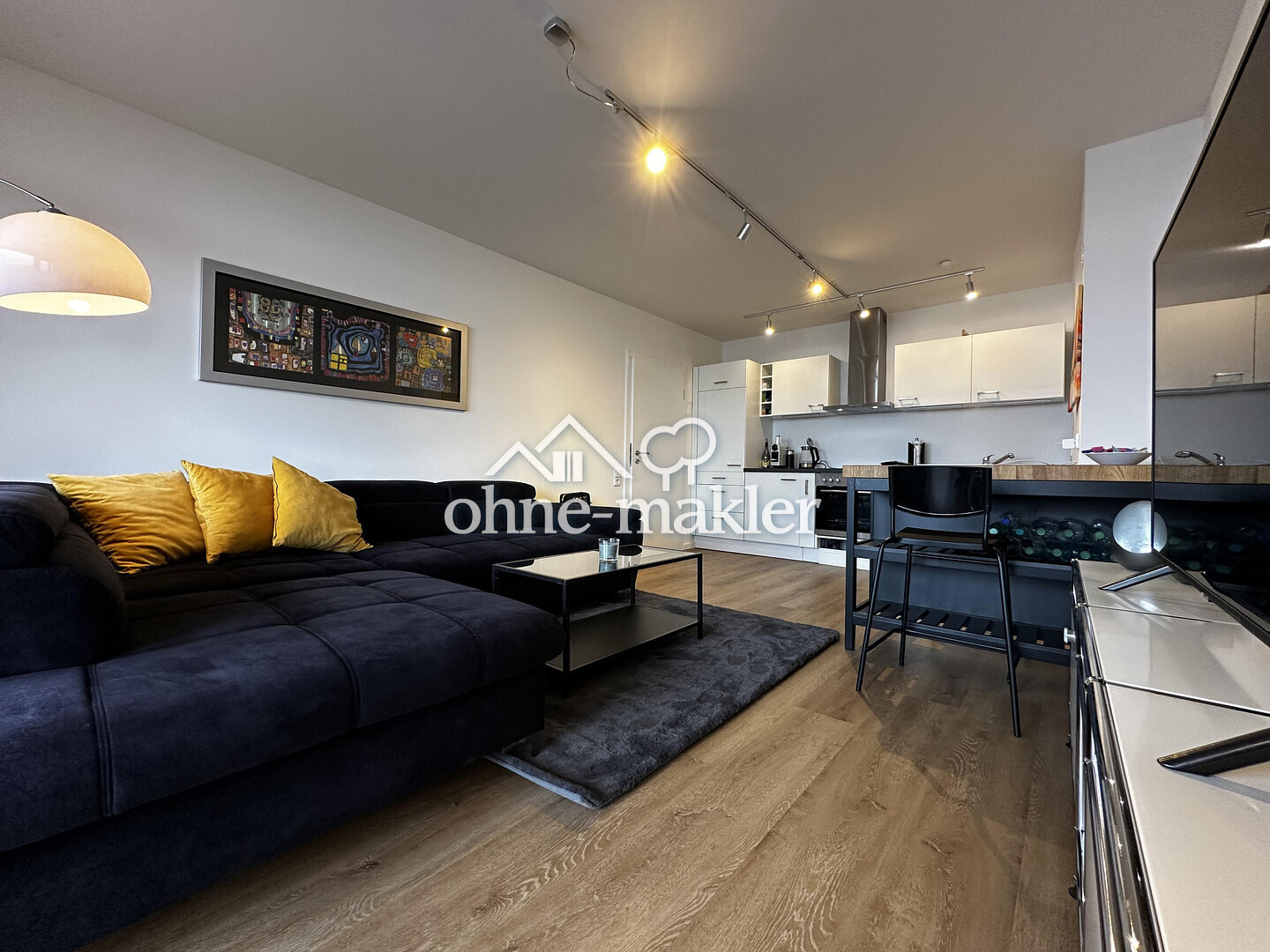 Domblick & Panorama-Balkon im Erstbezug nach Kernsanierung: 2-Zimmer-Wohnung im Uni-Center Köln!