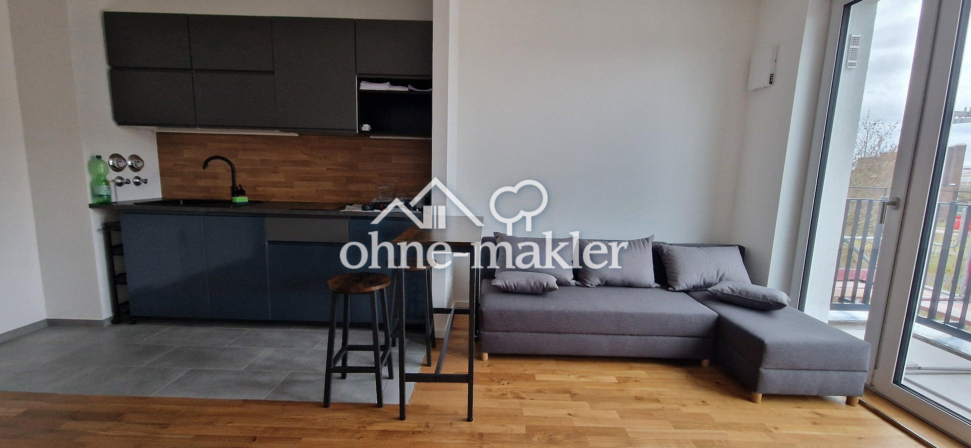 Hochwertige Neubauwohnung | Dachgeschoss | großer Südwestbalkon | voll möbliert - Photo 1