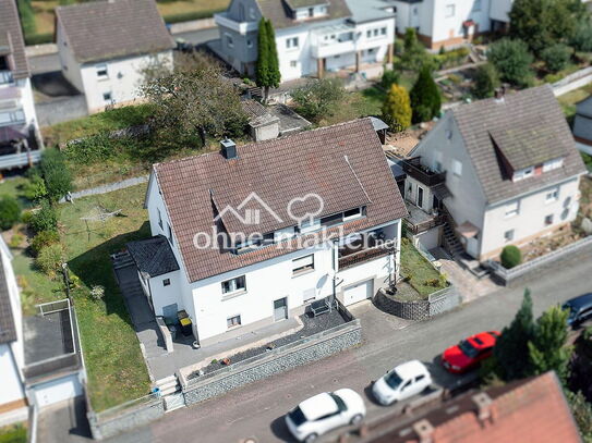 Modernisiertes Zweifamilienhaus mit Außenanlage - ohne Provision