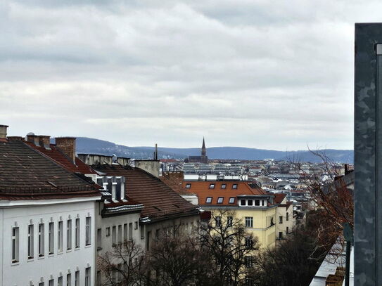 Dachterrassenwohnung auf 2 Ebenen mit Klimaanlage und ohne Dachschrägen