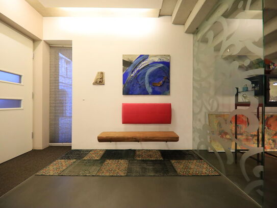 Exklusives Townhouse in Linz am Domplatz mit Pool und Garten