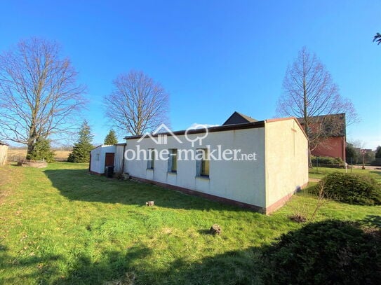 Tolles Grundstück mit vielfältig nutzbarem Haus oder zur Neubebauung in schöner grüner Wohnlage