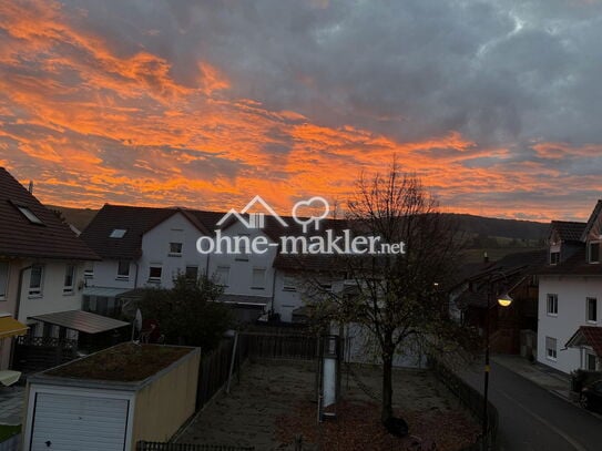 Elegante Doppelhaushälfte inkl. separater Einliegerwohnung – Ihr Traum vom modernen Wohnen!