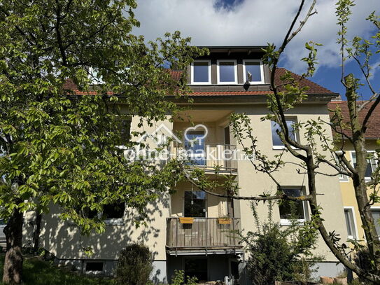 Mehrfamilienhaus, 3 Garagen, grüner Baum, Bayreuth nahe Festspielhügel