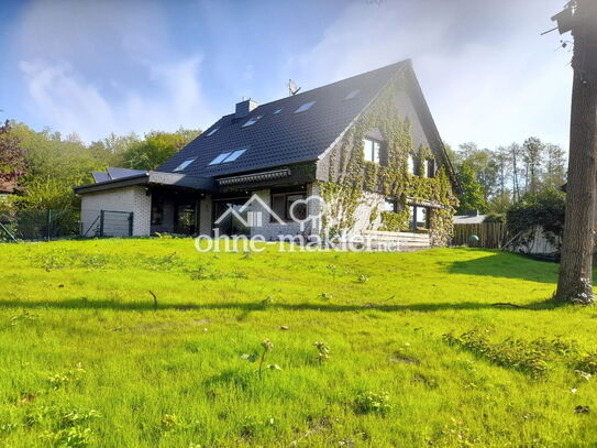 Grosses Wohnhaus mit grossem Garten und Option auf angrenzendes Bauland in bester Lage in Gifhorn