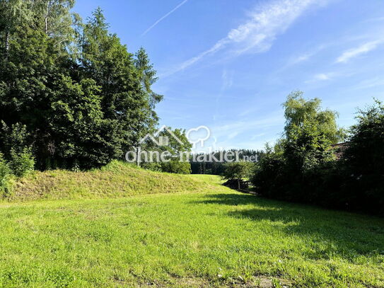 Sonniges Baugrundstück in ruhiger Lage Nähe Kloster Seeon