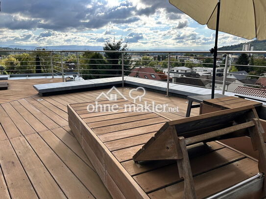 Lichtdurchflutete 4-Zimmer Wohnung mit riesiger Dachterrasse u. unverbaubarem 360 ° Dreiländer-Blick