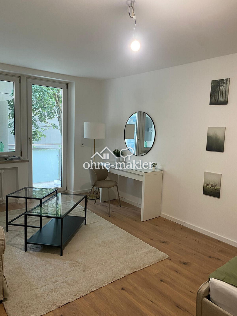 möbliertes WG-Zimmer in 3er-Wohngemeinschaft, mit Garten