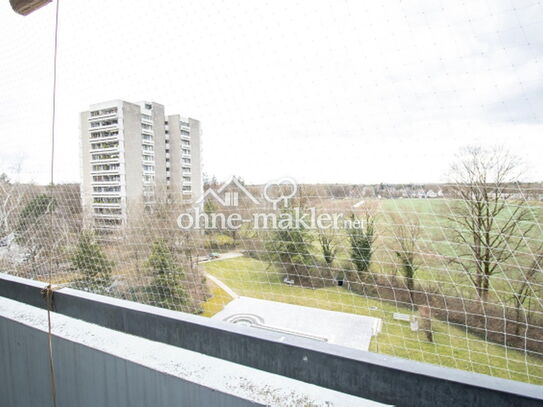 Helles und Großes 1-Zimmer Apartment mit Balkon, Möbiliert, in München-Solln zu vermieten