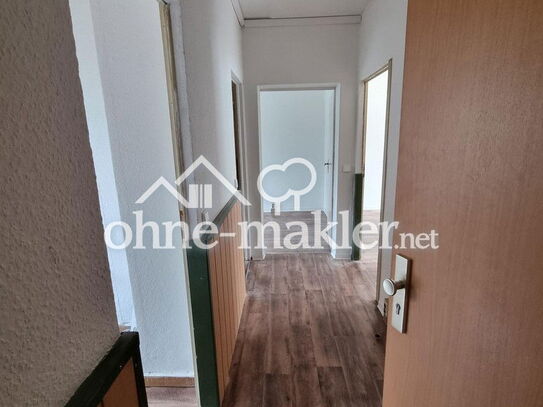 Renovierte 2 Zimmer Wohnung mit Balkon