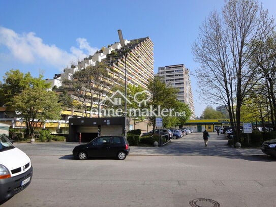 Freier Tiefgaragenstellplatz in München Oberföhring Bogenhausen kaufen oder mieten