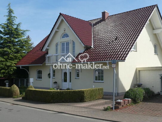 Freistehendes großzügiges Einfamilienhaus mit Garten